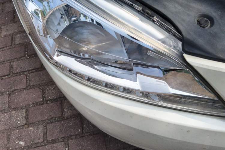 Used Nissan Sylphy 2012 1.8XL CVT Luxury Edition Right Front Headlight