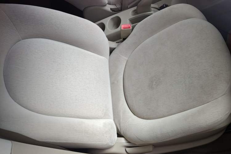Used Nissan Sylphy 2012 Classic 1.6XE Automatic Comfort Edition Right Front Seat