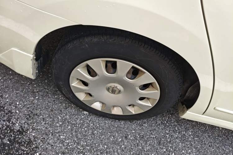 Used Nissan Sylphy 2012 Classic 1.6XE Automatic Comfort Edition Right Rear Wheel Hub