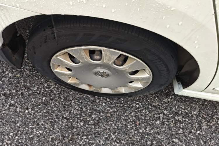 Used Nissan Sylphy 2012 Classic 1.6XE Automatic Comfort Edition Right Rear Wheel Hub