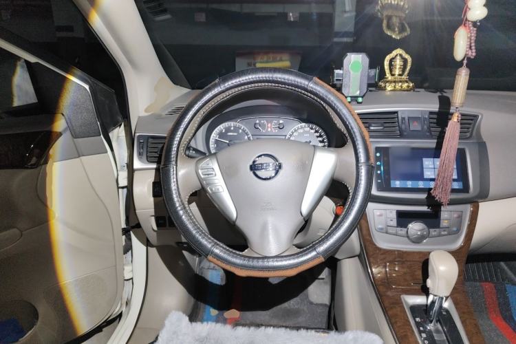 Used Nissan Sylphy 2012 1.8XL CVT Luxury Edition Steering Wheel