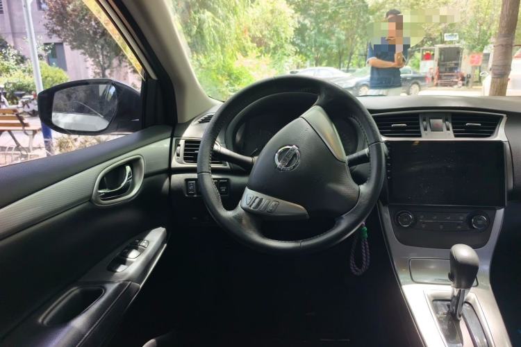 Used Nissan Sylphy 2012 1.6 XL CVT Luxury Edition Steering Wheel