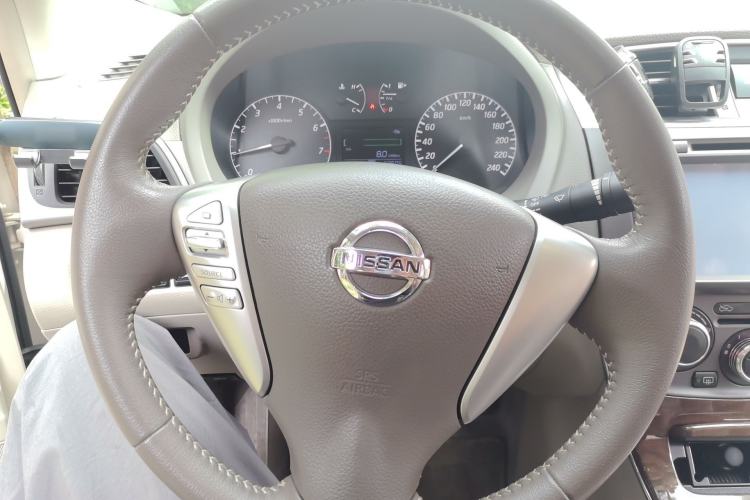 Used Nissan Sylphy 2012 1.6 XL CVT Luxury Edition Steering Wheel