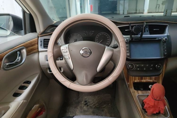 Used Nissan Sylphy 2012 1.6 XL Manual Luxury Edition Steering Wheel