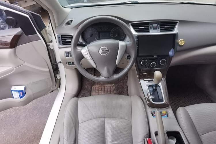 Used Nissan Sylphy 2012 1.6 XL CVT Luxury Edition Steering Wheel