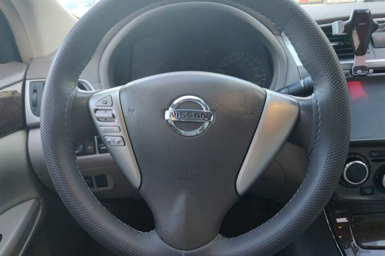 Used Nissan Sylphy 2012 1.6 XL Manual Luxury Edition Steering Wheel