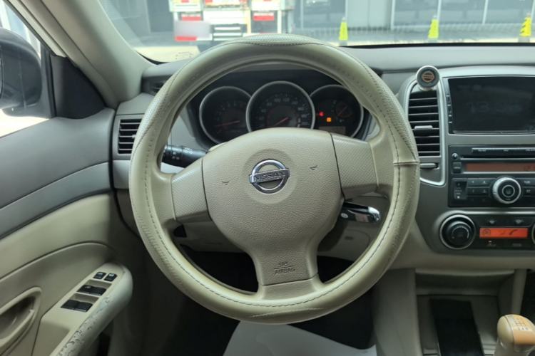Used Nissan Sylphy 2012 Classic 1.6XE Manual Comfort Edition Steering Wheel
