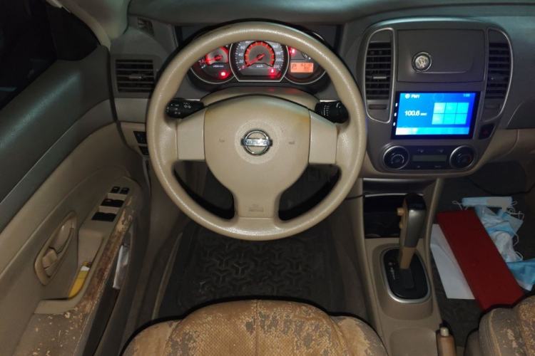 Used Nissan Sylphy 2012 Classic 1.6XE Automatic Comfort Edition Steering Wheel