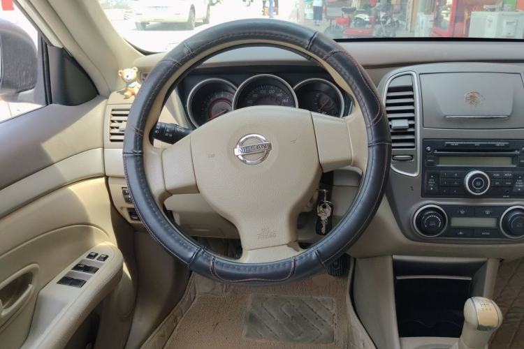 Used Nissan Sylphy 2012 Classic 1.6XE Manual Comfort Edition Steering Wheel