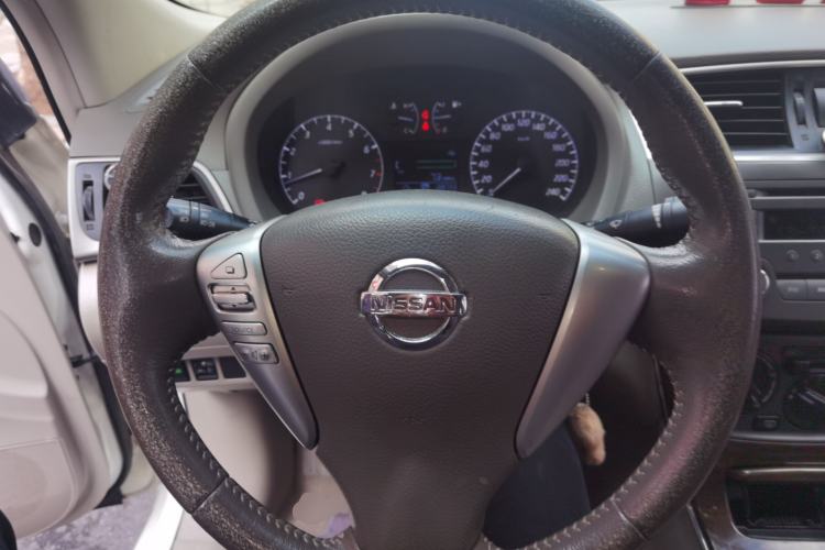 Used Nissan Sylphy 2012 1.6 XL CVT Luxury Edition Steering Wheel