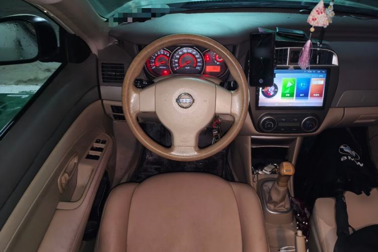 Used Nissan Sylphy 2012 Classic 1.6XE Manual Comfort Edition Steering Wheel