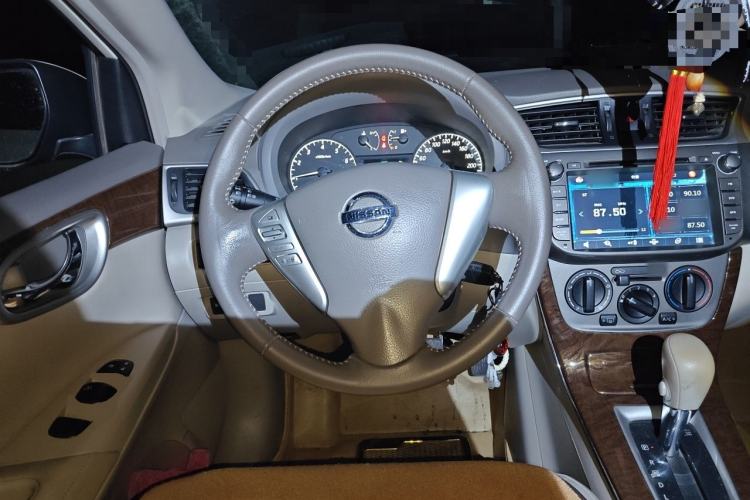 Used Nissan Sylphy 2012 1.6 XL CVT Luxury Edition Steering Wheel
