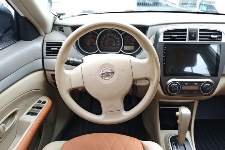 Used Nissan Sylphy 2012 Classic 1.6XE Automatic Comfort Edition Steering Wheel