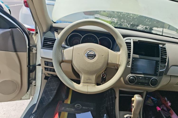 Used Nissan Sylphy 2012 Classic 1.6XE Automatic Comfort Edition Steering Wheel