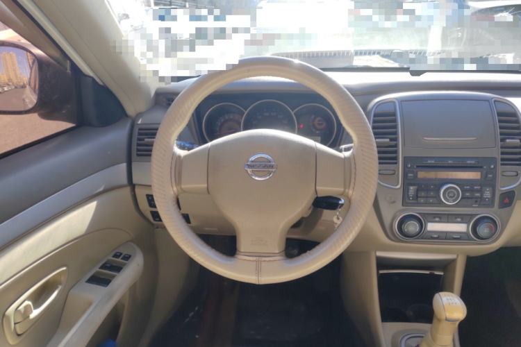 Used Nissan Sylphy 2012 Classic 1.6XE Manual Comfort Edition Steering Wheel