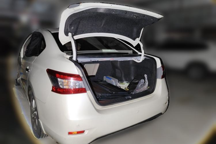 Used Nissan Sylphy 2012 1.8XL CVT Luxury Edition Trunk