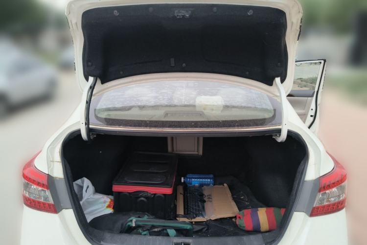 Used Nissan Sylphy 2012 1.6 XL CVT Luxury Edition Trunk