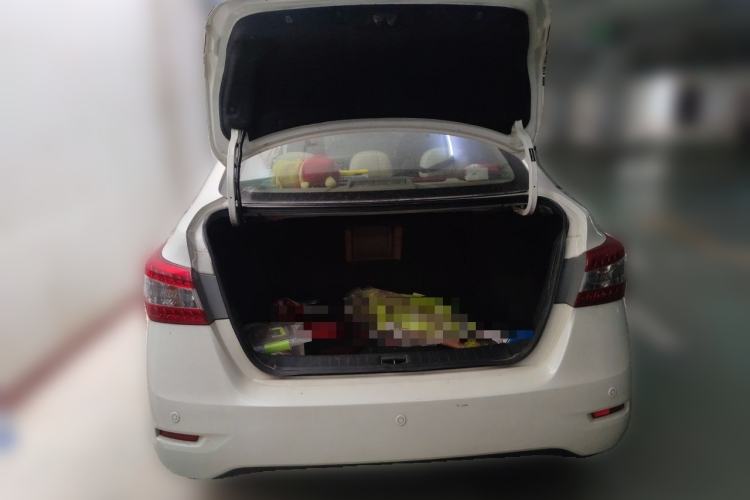 Used Nissan Sylphy 2012 1.6 XL Manual Luxury Edition Trunk