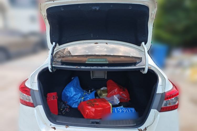 Used Nissan Sylphy 2012 1.6 XL CVT Luxury Edition Trunk