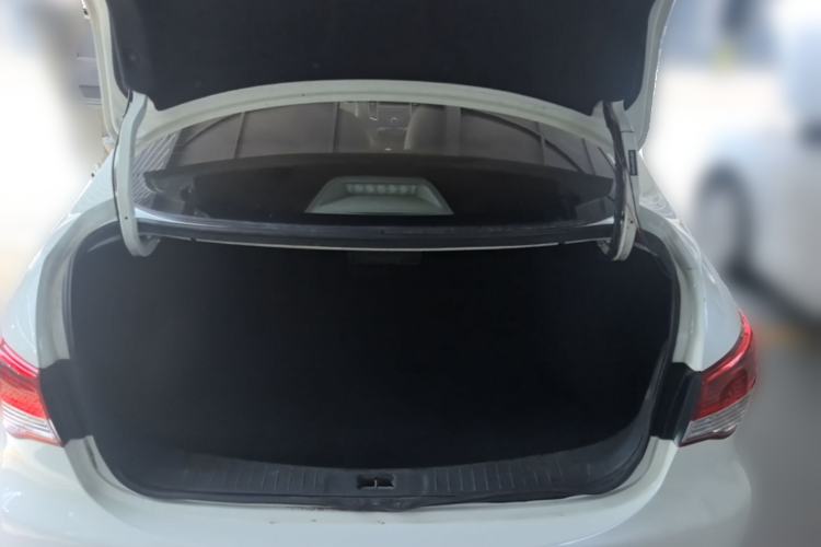 Used Nissan Sylphy 2012 Classic 1.6XE Manual Comfort Edition Trunk