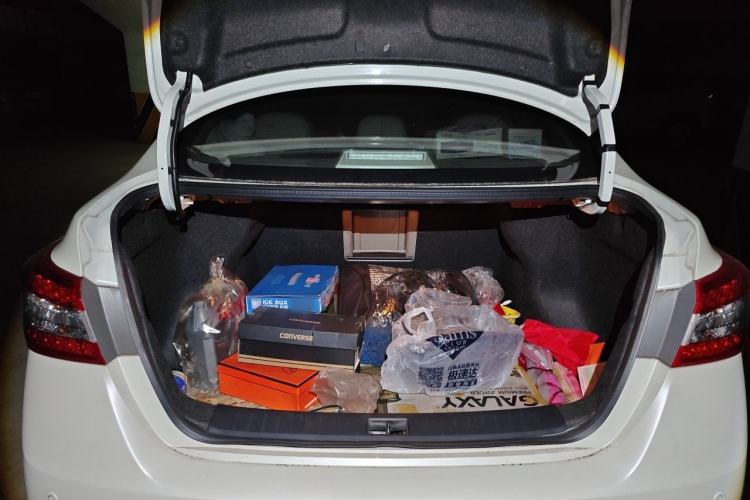 Used Nissan Sylphy 2012 1.6 XL CVT Luxury Edition Trunk