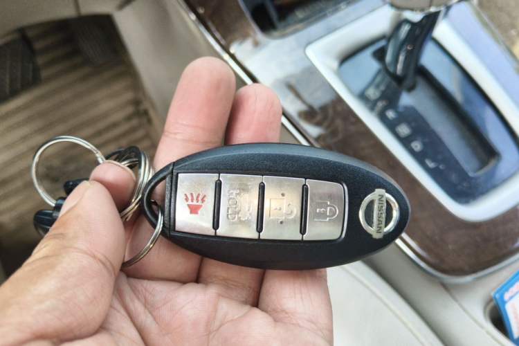 Used Nissan Sylphy 2012 1.8XL CVT Luxury Edition Vehicle Key