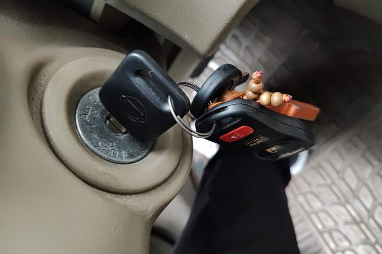 Used Nissan Sylphy 2012 Classic 1.6XE Automatic Comfort Edition Vehicle Key