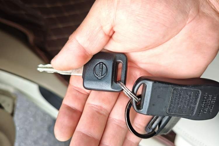 Used Nissan Sylphy 2012 Classic 1.6XE Automatic Comfort Edition Vehicle Key