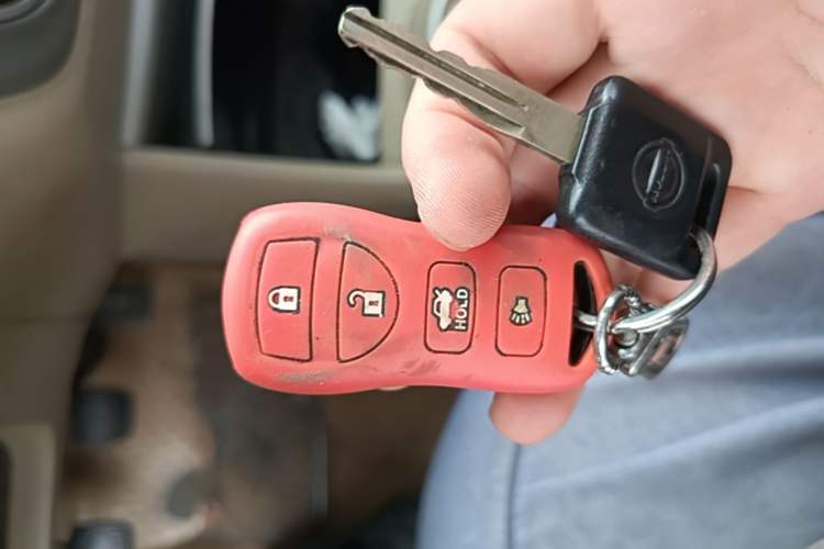 Used Nissan Sylphy 2012 Classic 1.6XE Manual Comfort Edition Vehicle Key