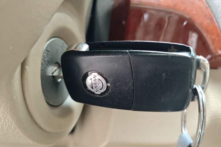 Used Nissan Sylphy 2012 Classic 1.6XE Automatic Comfort Edition Vehicle Key