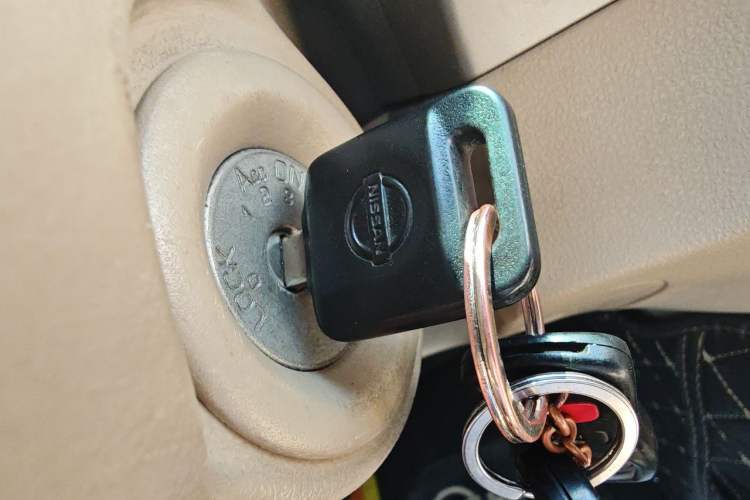 Used Nissan Sylphy 2012 Classic 1.6XE Automatic Comfort Edition Vehicle Key