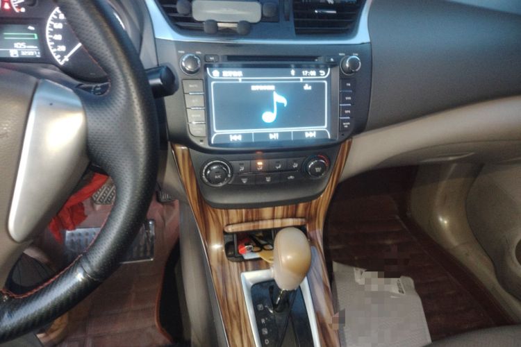 Used Nissan Sylphy 2012 1.6 XL CVT Luxury Edition Audio And AC Panel