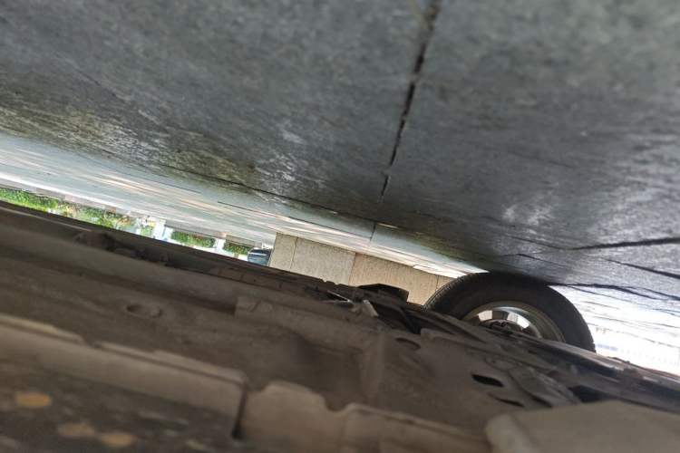 Used Nissan Sylphy 2012 Classic 1.6XE Manual Comfort Edition Chassis Front Left