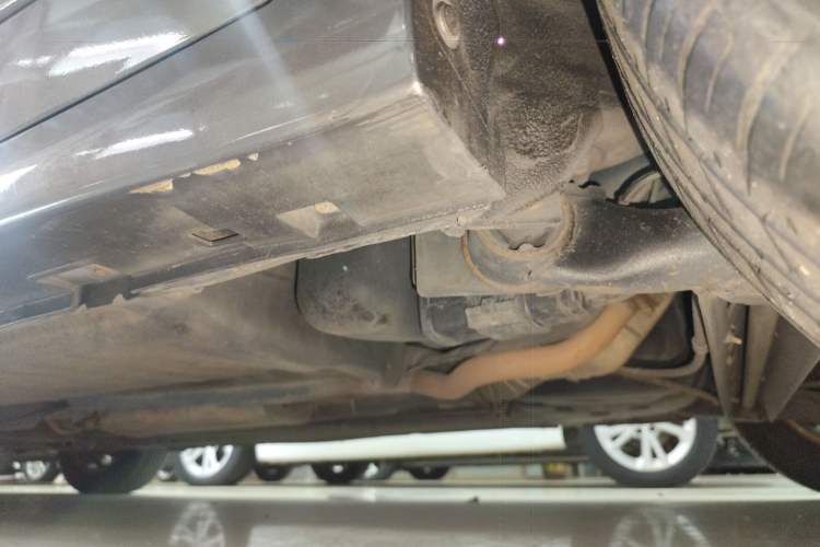 Used Nissan Sylphy 2012 Classic 1.6XE Automatic Comfort Edition Chassis Rear Left
