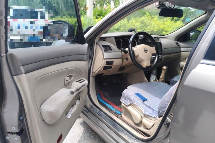 Used Nissan Sylphy 2012 Classic 1.6XE Manual Comfort Edition Driver Seat