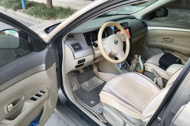 Used Nissan Sylphy 2012 Classic 1.6XL Manual Luxury Edition Driver Seat