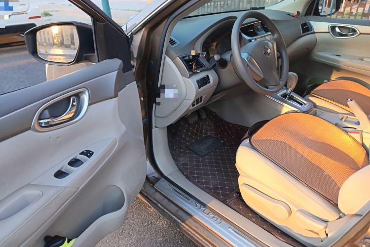 Used Nissan Sylphy 2012 1.6XE CVT Comfort Edition Driver Seat