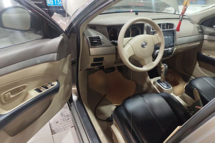 Used Nissan Sylphy 2012 Classic 1.6XE Automatic Comfort Edition Driver Seat