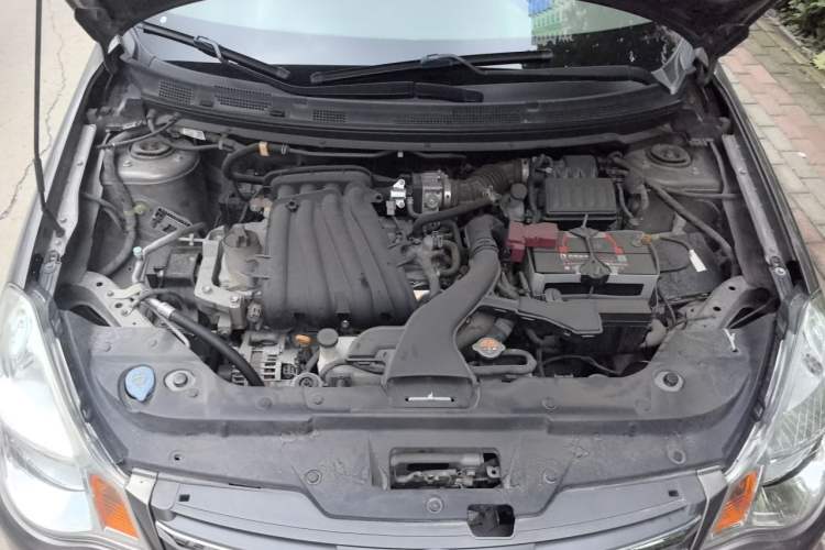 Used Nissan Sylphy 2012 Classic 1.6XE Manual Comfort Edition Engine Bay