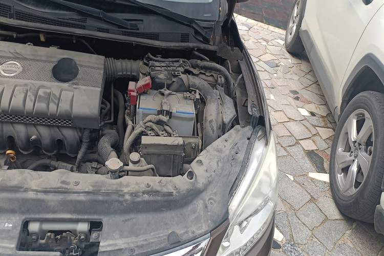 Used Nissan Sylphy 2012 1.6 XL CVT Luxury Edition Engine Bay Left