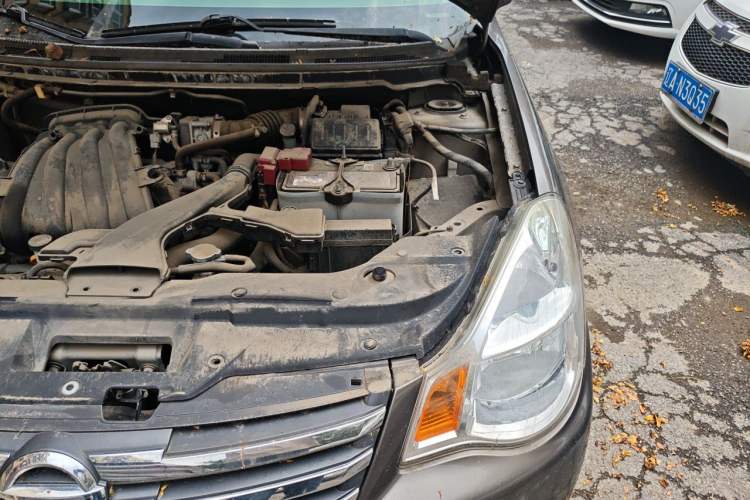 Used Nissan Sylphy 2012 Classic 1.6XE Automatic Comfort Edition Engine Bay Left