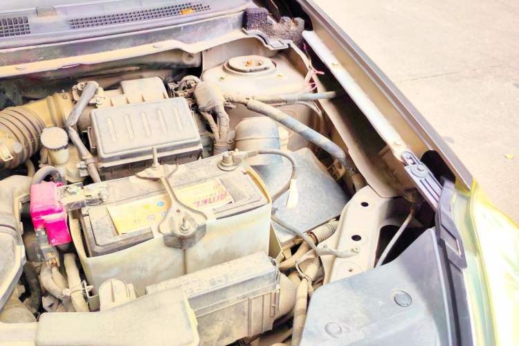 Used Nissan Sylphy 2012 Classic 1.6 XL Automatic Luxury Edition Engine Bay Left