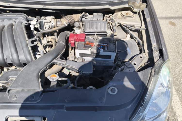 Used Nissan Sylphy 2012 Classic 1.6XE Manual Comfort Edition Engine Bay Left