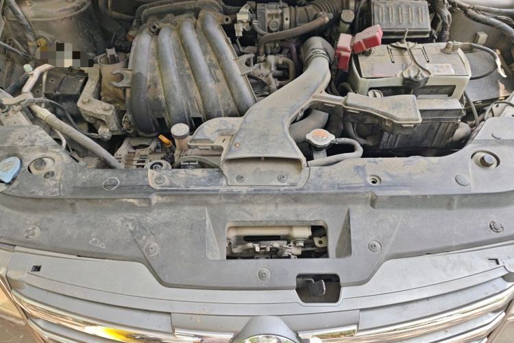 Used Nissan Sylphy 2012 Classic 1.6XE Manual Comfort Edition Engine Bay