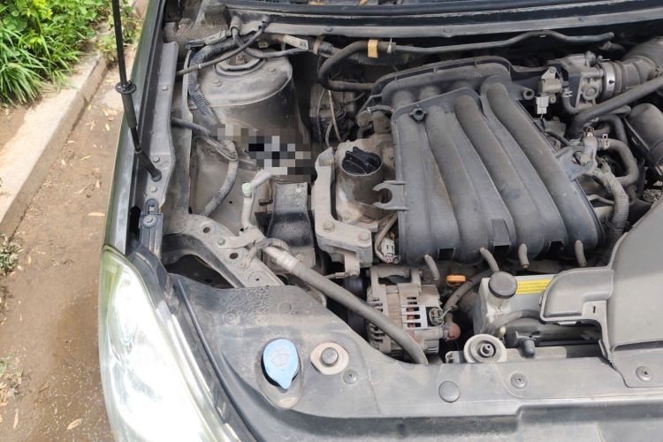 Used Nissan Sylphy 2012 Classic 1.6XE Manual Comfort Edition Engine Bay Right