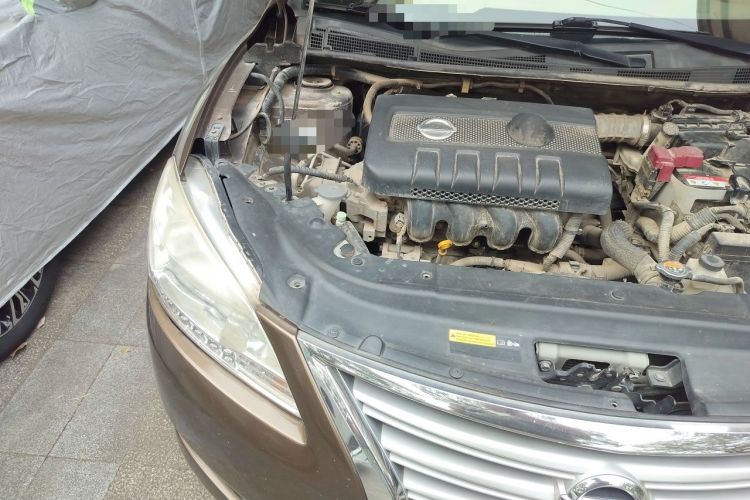 Used Nissan Sylphy 2012 1.6XE Manual Comfort Edition Engine Bay Right