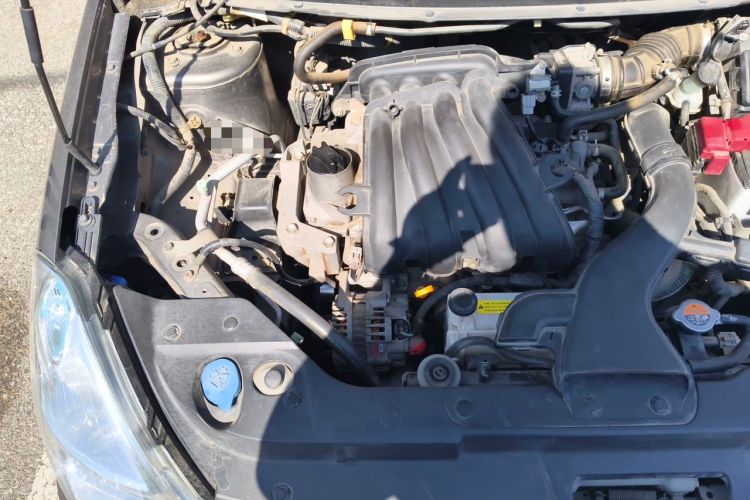 Used Nissan Sylphy 2012 Classic 1.6XE Manual Comfort Edition Engine Bay Right