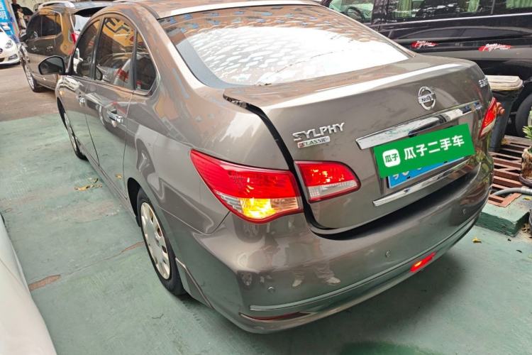 Used Nissan Sylphy 2012 Classic 1.6XE Automatic Comfort Edition Exterior 2