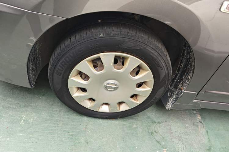 Used Nissan Sylphy 2012 Classic 1.6XE Automatic Comfort Edition Exterior 4