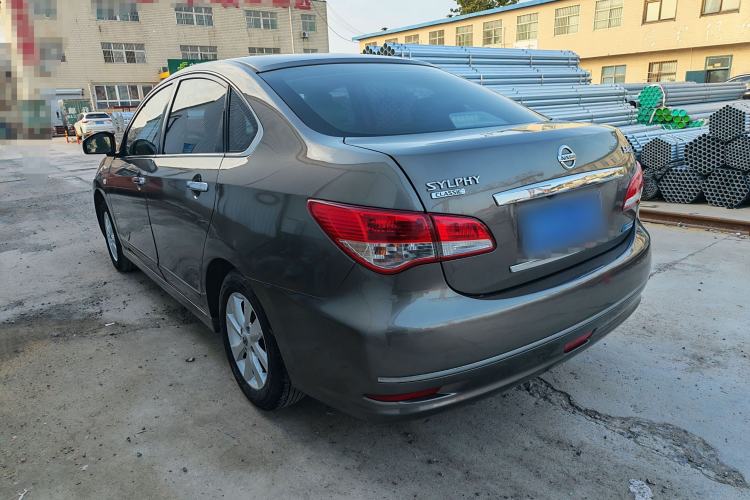 Used Nissan Sylphy 2012 Classic 1.6XE Manual Comfort Edition Exterior 6